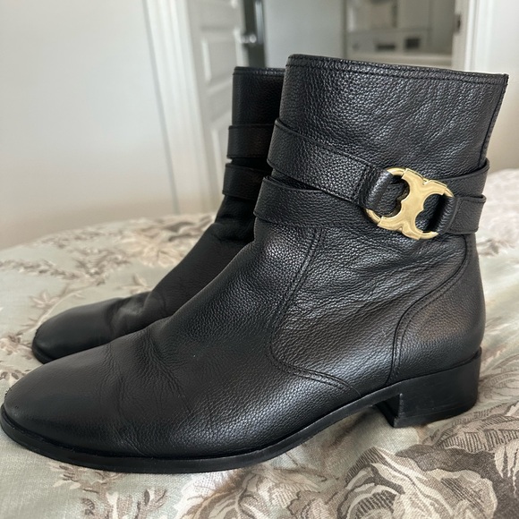 Tory Burch short black leather boots (size 9.5) - Picture 2 of 3